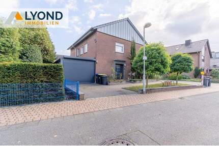 Kernsaniertes modernes Zweifamilienhaus mit Wintergarten & Ausbaureserve in Bocholt-Spork - Bocholt / Spork