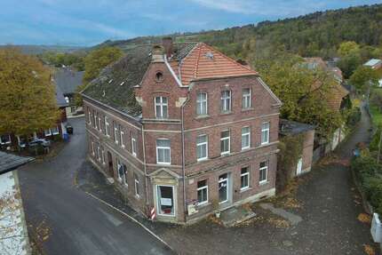 Haus zum Kaufen in Lichtenau 129.000,00 € 360 m²