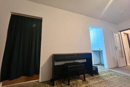 Vollmöbliert 1,5-Zi.-Whg mit Balkon in Bramfeld zur Zwischenmiete - Hamburg Wandsbek