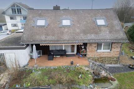 Ruhig gelegenes Einfamilienhaus in Nauort mit Ausbaupotenzial