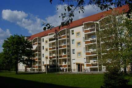 Wohnung zum Mieten in Hoyerswerda 306,00 € 53.57 m²