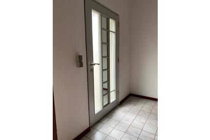 Attraktive 5 Zimmerwohnung in zentraler Lage von Burgdamm - Bremen Blockland