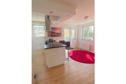 Stilvoll modernisiertes Penthouse in Waiblingen