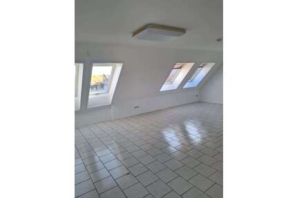 Wohnung zum Mieten in Delitzsch 941,36 € 117.67 m²