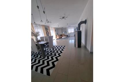 4 zimmer wohnung - 1.700,00&nbsp;EUR Kaltmiete, ca.&nbsp; 135,00&nbsp;m&sup2; in Mühlacker (PLZ: 75417)