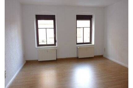 - Wohnung mit Gemeinschaftsgarten - - Zeitz