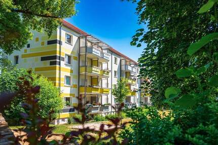 Top-sanierte 3-Raum-Wohnung in schöner Lage - Zwickau Weißenborn