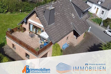 Freistehendes Einfamilienhaus - viele Zimmer und Platz in einem abwechslungsreichen Objekt - Kall / Wahlen
