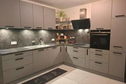 schöne Wohnung ab Mai mit Küchenablöse:) - Mettenheim