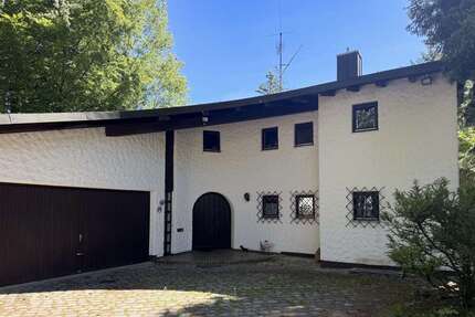 Haus zum Kaufen in Schäftlarn 1.350.000,00 € 248.59 m²