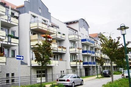 Lichtdurchflutete Wohnung mit Balkon zu vermieten! - Güstrow