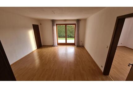 2 Zimmer Wohnung auf dem Land - 850,00&nbsp;EUR Kaltmiete, ca.&nbsp; 60,00&nbsp;m&sup2; in Ergolding (PLZ: 84030)