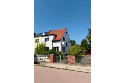 Doppelhaushälfte mit Charme und viel Potenzial - Wittenberg Lutherstadt