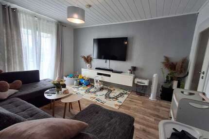 Wohnung zum Kaufen in Weißenfels 59.000,00 € 65 m²
