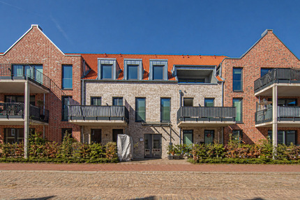Neuwertige Eigentumswohnung mit Loggia & TG-Stellplatz - Rendsburg