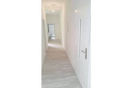 Wohnung zum Mieten in Duisburg 758,00 € 94.73 m²