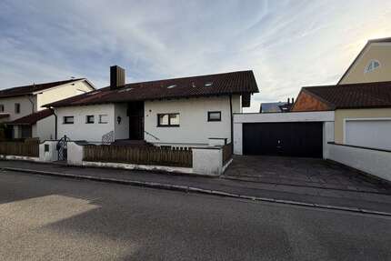 Haus zum Kaufen in Gaimersheim 720.000,00 € 231 m²