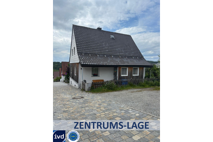 Haus zum Kaufen in Freyung 208.000,00 € 100 m²
