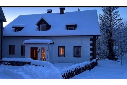 Haus zum vermieten in TOP Lage Fichtelberg ab sofort