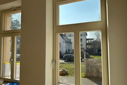 Erstbezug im Leipziger Süden: Stilvolle 2-Raum-Wohnung mit Balkon in grüner Lage - WE01