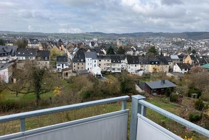 Sonnige 3-Zimmer Dachgeschosswohnung mit Balkon ruhige Lage - Mayen