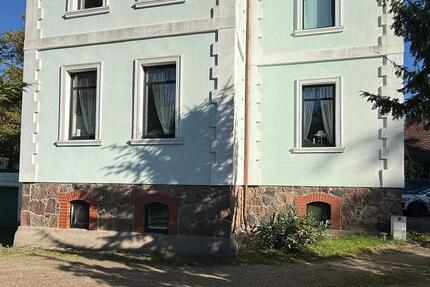 Souterrainwohnung mit wunderschöner Wald-und Müritznähe - Waren (Müritz)