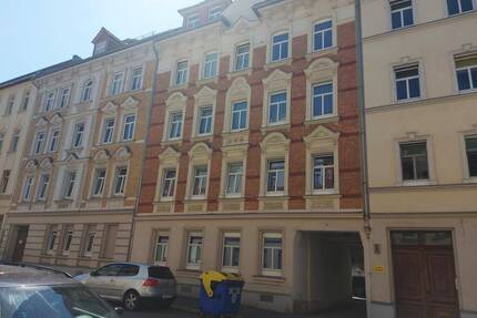 Großzügige 3-Zi-Maissonette-Whg. mit 2 Balkonen - Gera Pforten