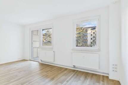Wohnung zum Mieten in Chemnitz 374,51 € 64.46 m²