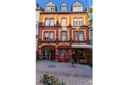 Haus zum Kaufen in Wiesbaden 2.100.000,00 € 797 m²