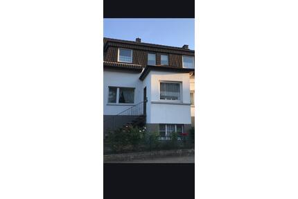 Kernsaniertes Zweifamilienhaus - 390.000,00&nbsp;EUR Kaufpreis, ca.&nbsp; 130,00&nbsp;m&sup2; in Herford (PLZ: 32051) Diebrock