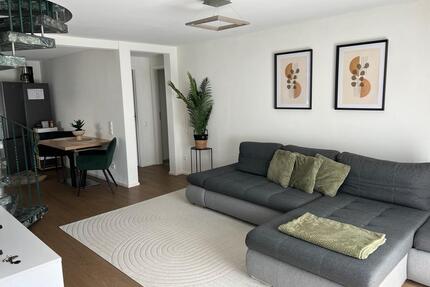 Kernsanierte 3-Zimmer-Wohnung - 1.100,00&nbsp;EUR Kaltmiete, ca.&nbsp; 70,00&nbsp;m&sup2; in Backnang (PLZ: 71522)