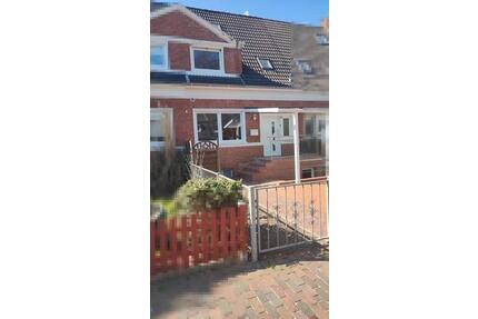 Reihenhaus in Emden-Barenburg - 850,00&nbsp;EUR Kaltmiete, ca.&nbsp; 89,00&nbsp;m&sup2; in Emden (PLZ: 26721)