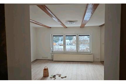 Ein Haus Eine Doppelhaushälfte in Zwota zu verkaufen - Klingenthal