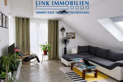 Erdmannhausen: Moderne Maisonette-Wohnung mit zwei Balkonen und Blick ins Grüne