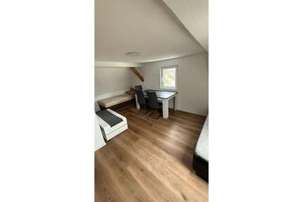 Haus zum Kaufen in Uffenheim 213.000,00 € 165 m²