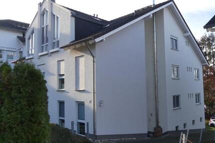 Moderne 3-ZKB-Wohnung mit Balkon u. Pkw-Stellplatz, Urbar (Terminanfragen nur online).