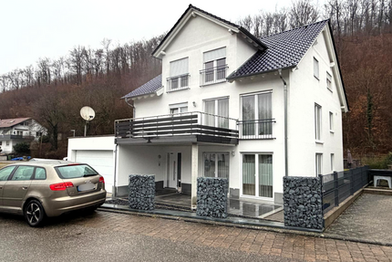 Haus zum Kaufen in Kämpfelbach 739.000,00 € 290 m²