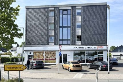 Provisionsfrei* Gepflegtes Wohn- und Geschäftshaus in sehr gut frequentierter und zentraler Lage - Korbach