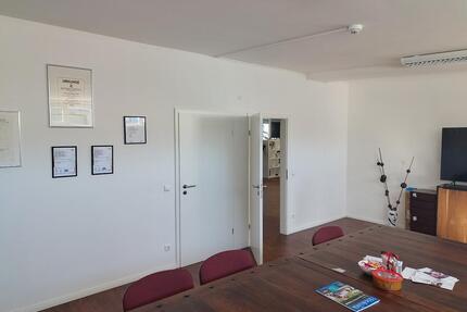 Vielseitige Gewerbefläche in Lüneburg-Goseburg: Büro, Praxis oder