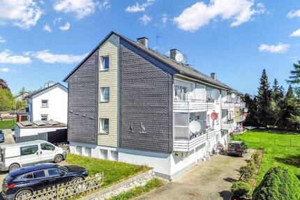 Mehrfamilienhaus mit Entwicklungspotenzial - Teilung nach WEG und Ausbaureserve im Dachgeschoss - Brilon