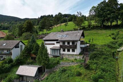 Ein interessantes Mehrfamilienhaus wartet auf Sie - Oberried