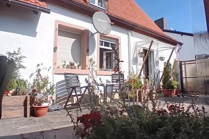 1-2Fam.Haus in Weisenh.Sand, ruhig, zentral. Garten, Garage - Weisenheim am Sand