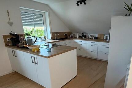 Helle, offene Dachgeschosswohnung - Moosthenning