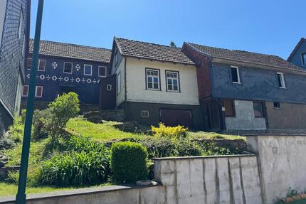 Haus, PRIVATVERKAUF - 30.000,00&nbsp;EUR Kaufpreis, ca.&nbsp; 120,00&nbsp;m&sup2; in Waltershausen (PLZ: 99880)