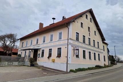 Wirtshaus mit Saal und sonnigem Biergarten 18 Minuten von Dachau entfernt - Erdweg