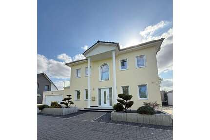 Haus zum Kaufen in Wennigsen 859.000,00 € 221 m²