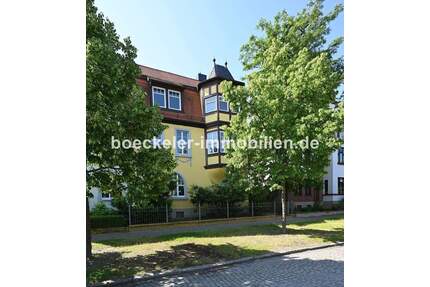 Wohnen & Vermieten - 3 Familienhaus mit vielen Möglichkeiten Hier ist Platz für Familie & Investment - Naumburg (Saale)