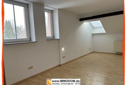 2-Zimmer-Dachwohnung in Zwickau-Bockwa günstig zu vermieten!