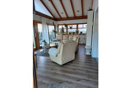 Bungalow-Wohnung, Doppelgarage, schön angelegtes Grundstück in SW Lage - Nordhorn