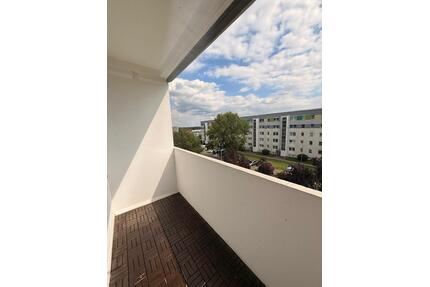 Naturnahe 3 Zimmer Wohnung mit Balkon und Stellplatz - Boizenburg/Elbe